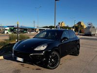 Usata Porsche Cayenne 250 CV (183 kW) 2011 Nero SUV