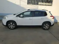 Usata Peugeot 2008 Active 99 CV (72 kW) 2016 Bianco SUV