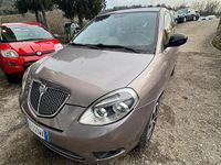 Usado Lancia Ypsilon 69 HP (50 kW) 2011 Castanho Citadino