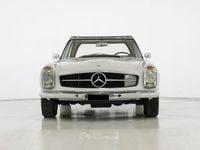 Usata Mercedes 230 150 CV (110 kW) 1967 Bianco Cabrio