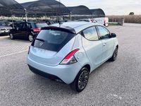 Usata Lancia Ypsilon S 69 CV (50 kW) 2024 Altro metallizzato Utilitaria
