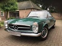 Usata Mercedes 230 150 CV (110 kW) 1967 Verde Cabrio