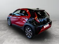 Usata Toyota Aygo X Trend 72 CV (52 kW) 2023 Rosso SUV