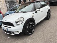 Käytetty Mini Cooper S Countryman 184 HP (135 kW) 2011 Valkoinen Katumaasturi