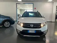 Usado Dacia Sandero Ambiance 90 CV (66 kW) 2016 Blanco Berlina