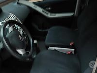 Usata Toyota Yaris 90 CV (66 kW) 2009 Grigio Berlina