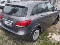 Usata Mercedes B200 2016 Grigio Monovolume