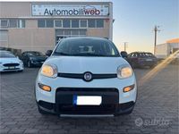 Usata Fiat Panda 4x4 S 86 CV (63 kW) 2019 Bianco Utilitaria