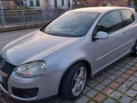 Usata VW Golf IV 140 CV (102 kW) 2005 Grigio Berlina