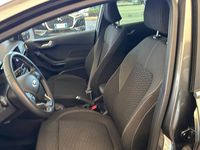 Usata Ford Fiesta Titanium 125 CV (91 kW) 2023 Grigio Utilitaria
