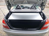 Usata Mercedes SLK200 163 CV (119 kW) 2004 Argento Cabrio