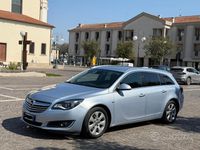 Usata Opel Insignia Cosmo 174 CV (127 kW) 2013 Grigio Station wagon