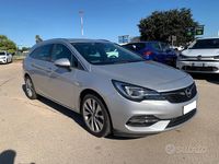 Usata Opel Astra GS Line 122 CV (89 kW) 2020 Grigio Berlina