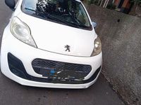 Usata Peugeot 107 68 CV (50 kW) 2013 Bianco Utilitaria
