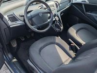 Usata Lancia Ypsilon 69 CV (50 kW) 2012 Grigio Utilitaria