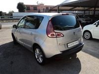 Usata Renault Scénic III Luxe 150 CV (110 kW) 2010 Argento Monovolume