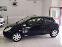 Usado Opel Corsa Club 75 HP (55 kW) 2009 Preto Citadino