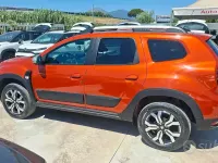 Usata Dacia Duster 101 CV (74 kW) 2022 Arancione SUV