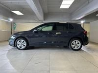Usata VW Golf VIII Life 110 CV (80 kW) 2023 Grigio Berlina