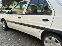 Usata Citroën Saxo 57 CV (41 kW) 2002 Bianco Utilitaria