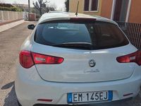 Usata Alfa Romeo Giulietta 105 CV (77 kW) 2012 Utilitaria