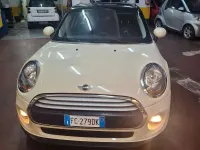 Usata Mini Cooper D Business 116 CV (85 kW) 2016 Beige Utilitaria
