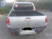 Usata Mitsubishi L200 136 CV (100 kW) 2008 Grigio Pick-up