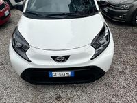 Usata Toyota Aygo X Active 72 CV (52 kW) 2024 Bianco SUV