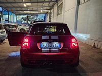 Begagnad Mini Cooper SD 170 HK (125 kW) 2017 Röd Halvkombi