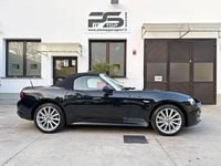 Usata Fiat 124 Spider Lusso 140 CV (102 kW) 2018 Nero Cabrio