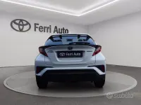 Second-hand Toyota C-HR Business Edition 122 CP (89 kW) 2023 Gri SUV
