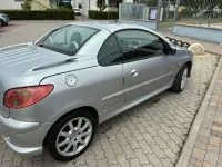 Usata Peugeot 206 CC 109 CV (80 kW) 2005 Argento Cabrio