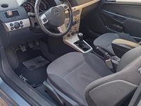 Usata Opel Astra GTC 110 CV (80 kW) 2010 Coupé