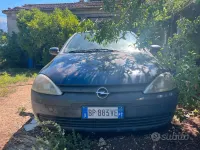 Usata Opel Corsa 75 CV (55 kW) 2001 Bluazzurro Utilitaria