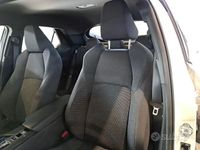 Usata Toyota C-HR Active 122 CV (89 kW) 2024 Bianco SUV
