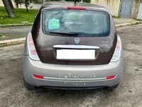 Usata Lancia Ypsilon 75 CV (55 kW) 2010 Marrone Utilitaria