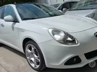 Usata Alfa Romeo Giulietta Distinctive 170 CV (125 kW) 2010 Bianco Utilitaria