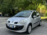 Usata Renault Modus 75 CV (55 kW) 2010 Grigio Monovolume