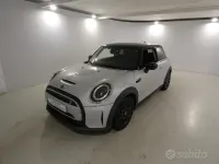 Usata Mini Cooper SE Classic 75 kW (102 CV) 2022 Bianco Utilitaria