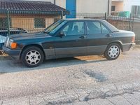 Usata Mercedes 190 109 CV (80 kW) 1992 Nero Berlina
