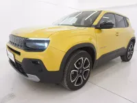 Usata Jeep Avenger Summit 101 CV (74 kW) 2025 Giallo/orogiallo/oro SUV