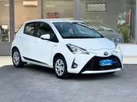 Usata Toyota Yaris 65 CV (47 kW) 2017 Bianco Utilitaria