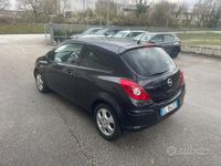 Usata Opel Corsa 2011 Nero Utilitaria