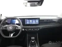 Usata MG HS Comfort 170 CV (125 kW) 2025 Pearl white SUV