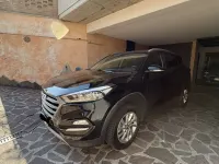 Usata Hyundai Tucson Comfort 132 CV (97 kW) 2016 Nero SUV