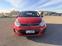 Usata Kia Rio 75 CV (55 kW) 2013 Rosso Berlina