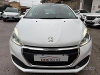 Usata Peugeot 208 Active 81 CV (59 kW) 2018 Bianco Utilitaria