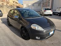 Usata Fiat Grande Punto 75 CV (55 kW) 2008 Grigio Utilitaria