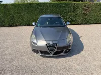 Usata Alfa Romeo Giulietta Quadrifoglio Verde 235 CV (172 kW) 2013 Grigio Utilitaria
