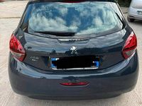 Usata Peugeot 208 2016 Utilitaria